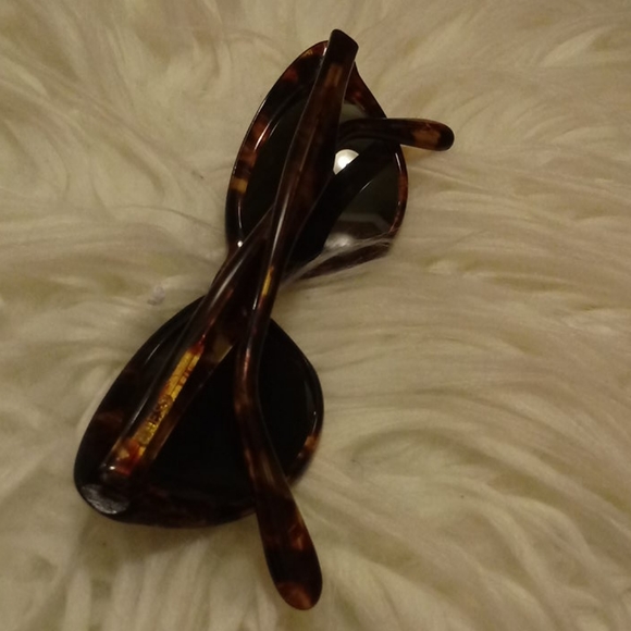 Guess sunglasses - Picture 5 of 8